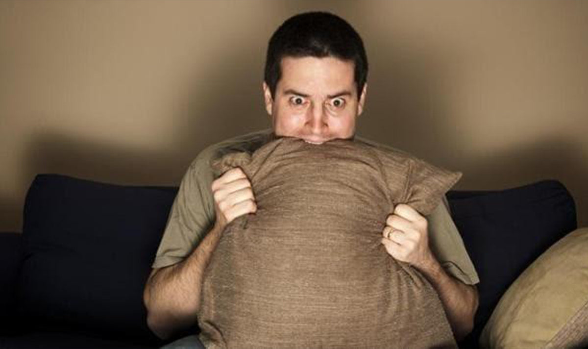 Does Binge-watch your favourite series damage your skin?